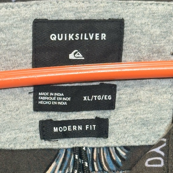 Quiksilver Black Graphic Hawaiian Beach Vacation Surf Shirt - Picture 4 of 9